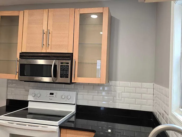 530 Myrtle St — Photo 10