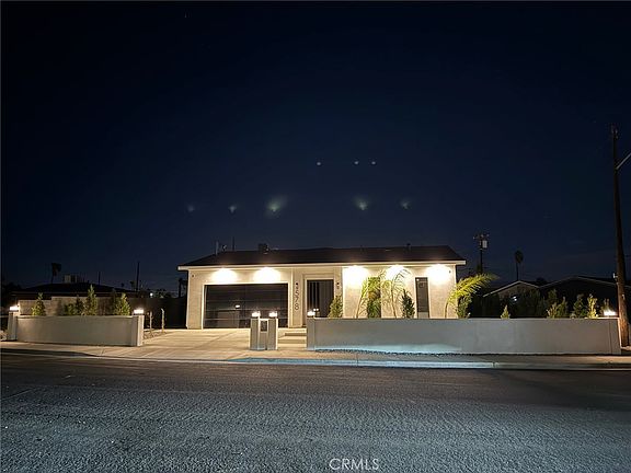 2nd image of 578 W Avenida Cerca