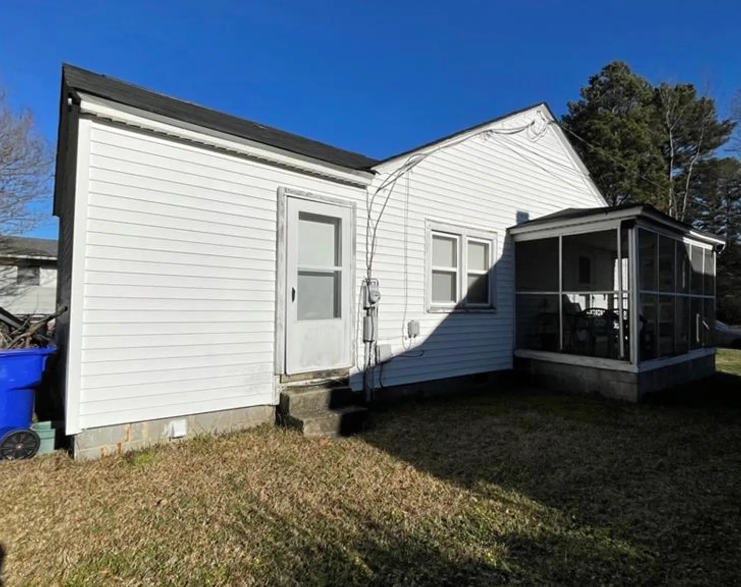 2 bed, 984 sqft, $1,150 — Photo 2