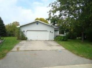 300 Morning Star Ct, Appleton, WI 54914