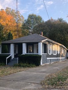 911 E Walnut St, Bloomington, IL, 61701