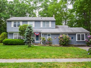 102 Apples Dr, Egg Harbor Township, NJ 08234