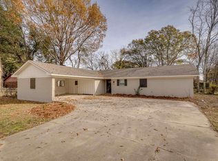28 Town East Cir, Monroe, LA 71203