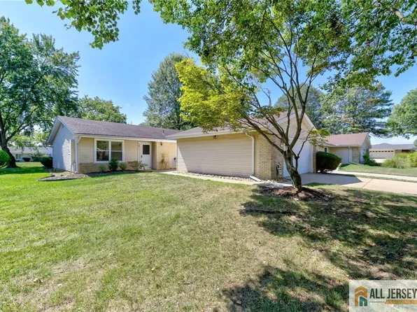 301 Yardley Dr #A, Monroe Township, NJ 08831