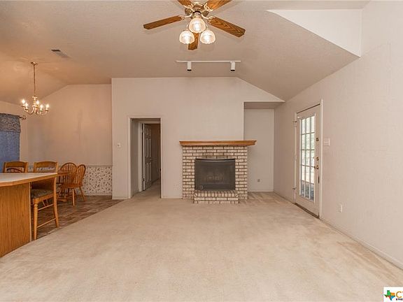 5th image of 907 Northern Dancer Dr