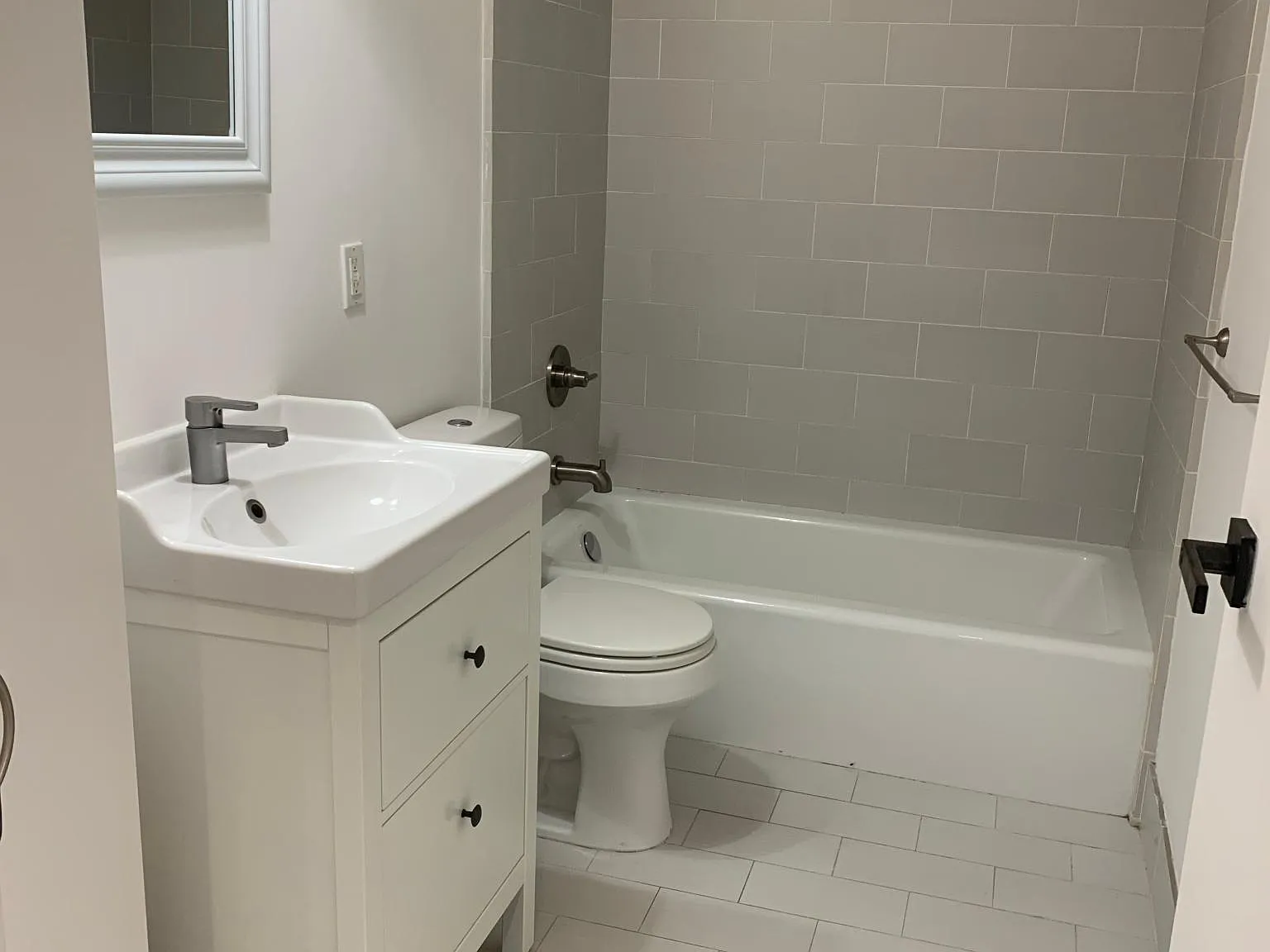 2 bed, $4,800 — Photo 2