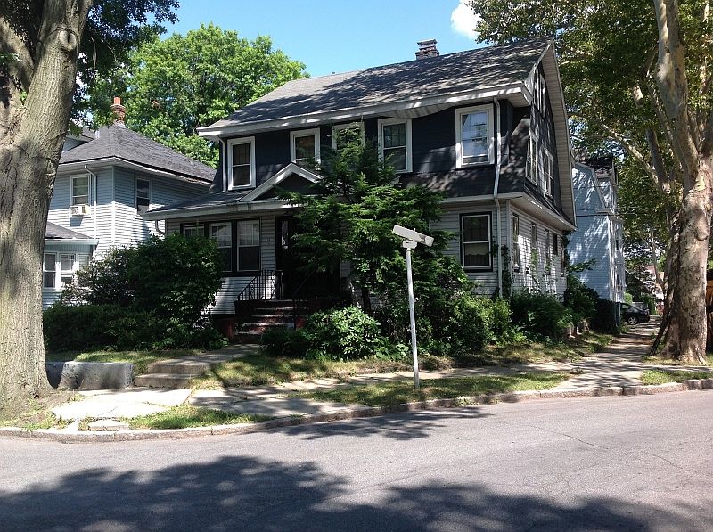 1st image of 36 Hillcrest Ter