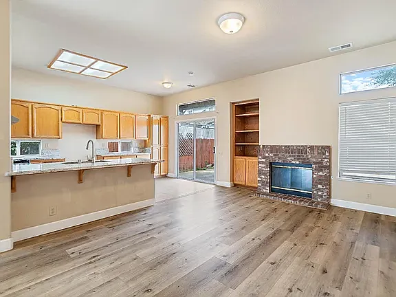 8862 Laguna Star Dr — Photo 5