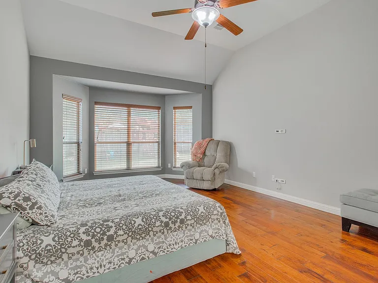 12221 Montclair Bnd — Photo 22