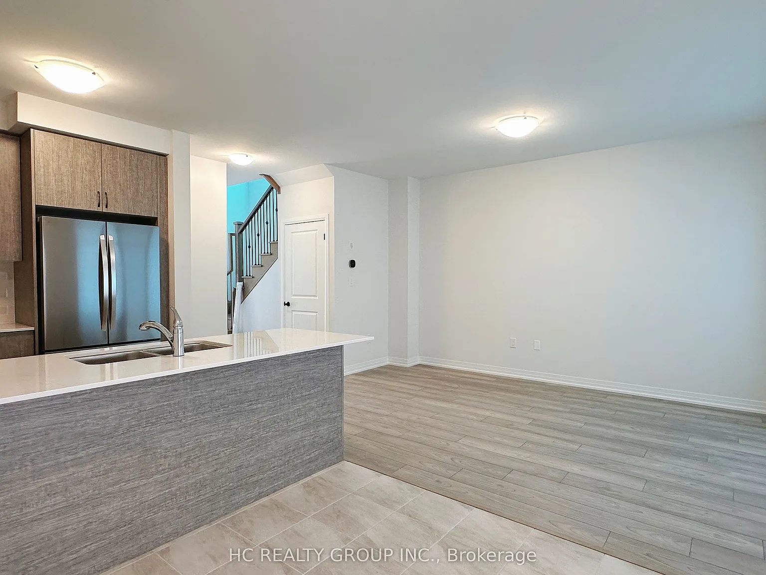 3 bed, $3,300 — Photo 3