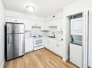 Running Brook Apartments, Phoenix, AZ 85032