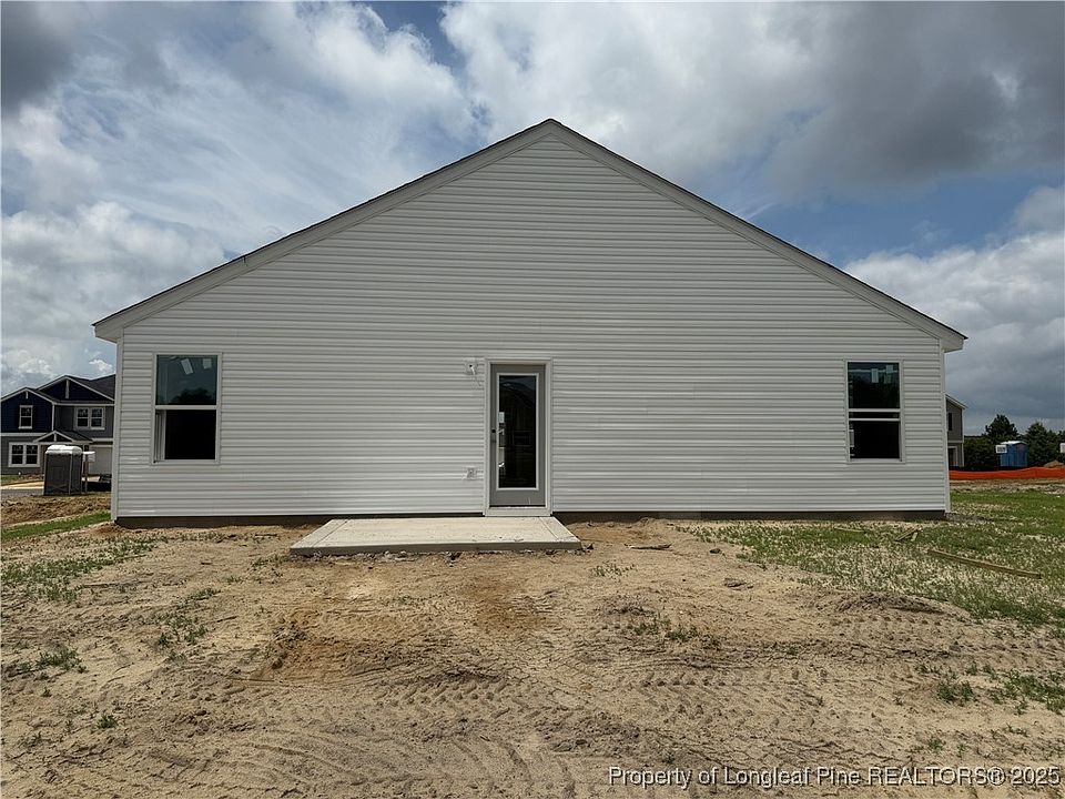 2nd image of 952 Sapphire Stone Ln