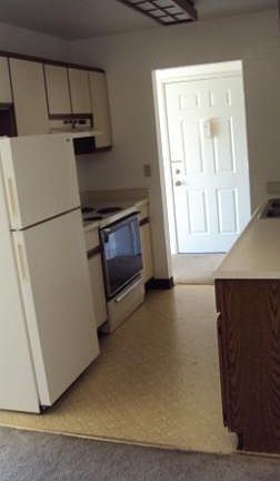 3rd image of 345 N Fair Oaks Ave #3