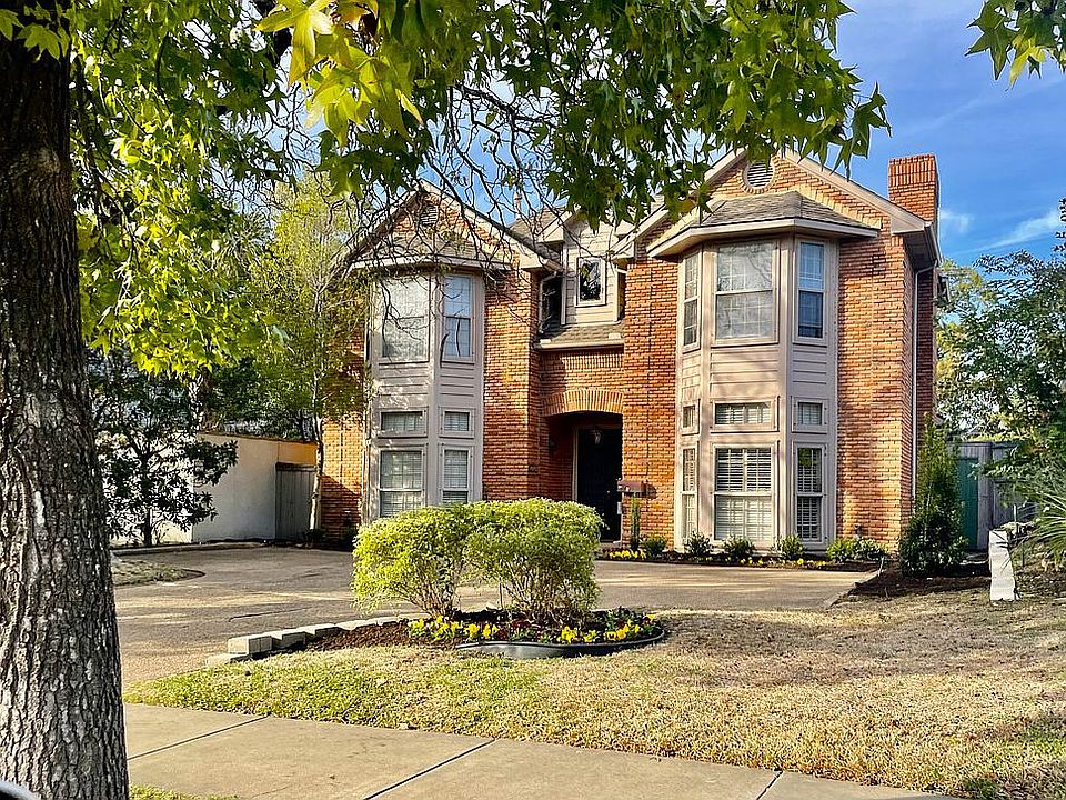 1st image of 3844 Mockingbird Ln