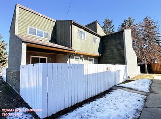 102 Kaskitayo Ct NW, Edmonton, AB T6J3T3