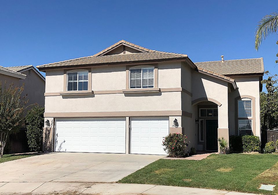 1st image of 39494 Val Vista Ct
