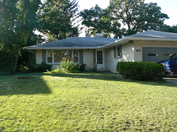 1022 Sequoia Trl, Madison, WI 53713