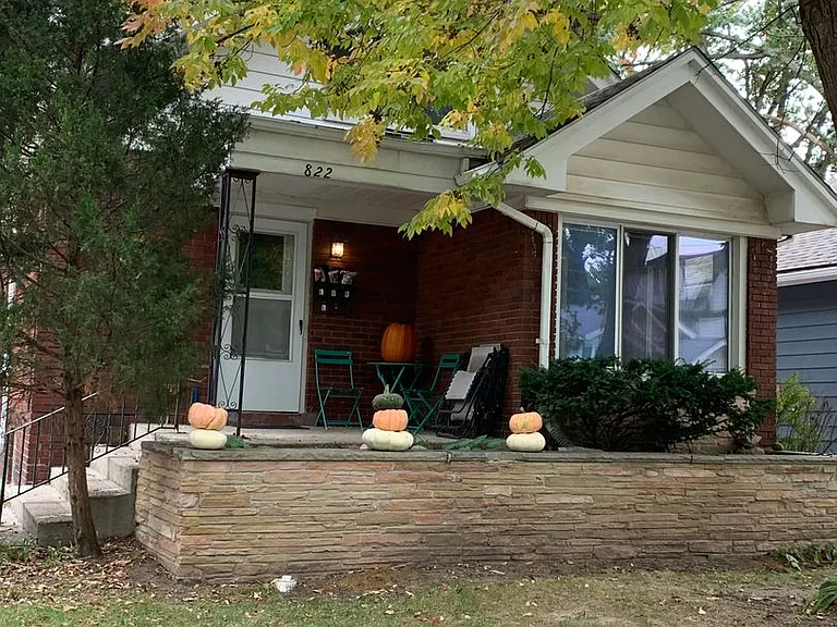 822 Hawthorn Ave — Photo 12