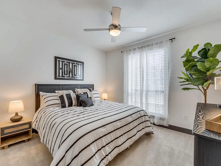 5540 Sofia Pl — Photo 20