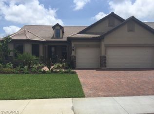 7124 Lily Way Dr, Naples, FL 34114