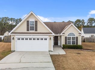 103 Kenmore Ct, New Bern, NC 28560