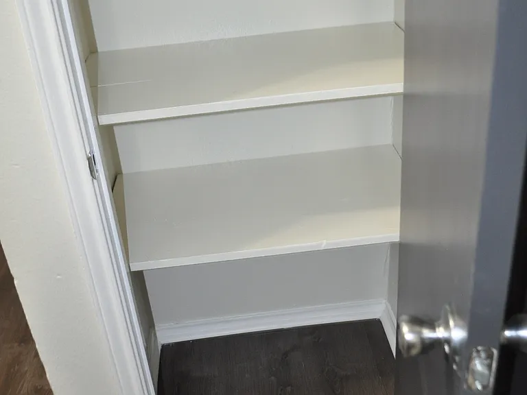423 Cynisca St #A — Photo 8
