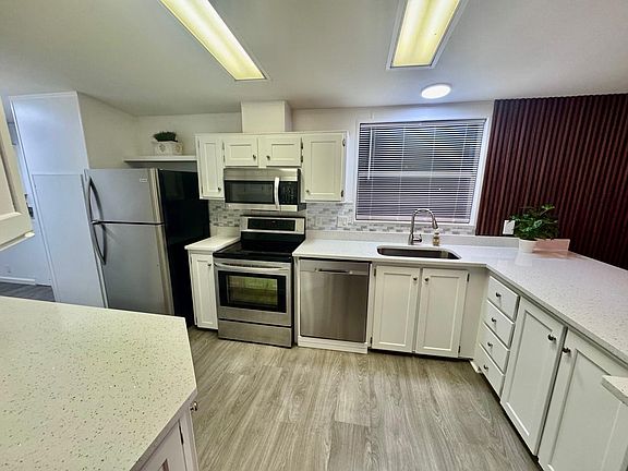 3rd image of 406 Windmill Blvd #69