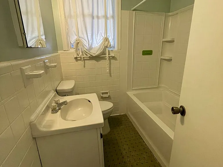 1240 Glen Laura Rd — Photo 10