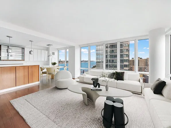 60 Riverside Blvd APT 2602, New York, NY 10069