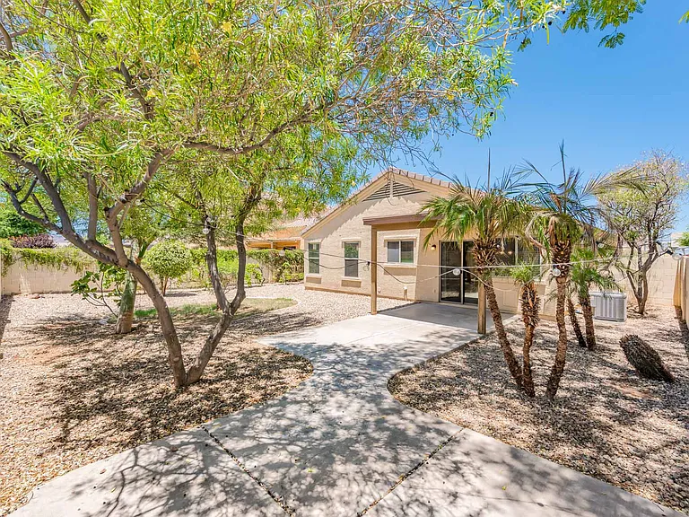 17429 W Watson Ln — Photo 23