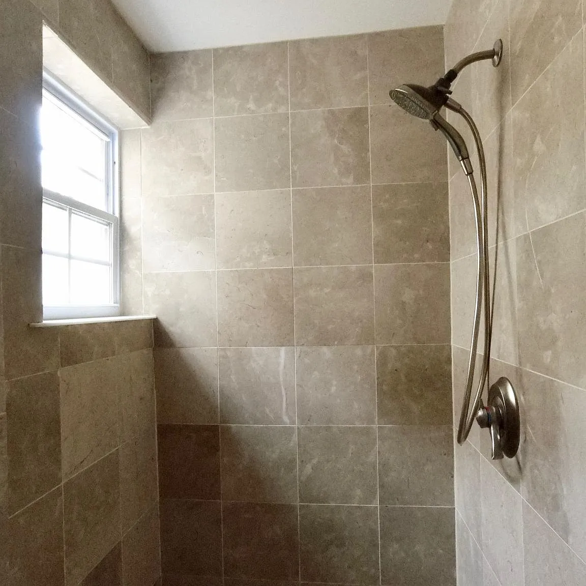 918 E Moyamensing Ave — Photo 3