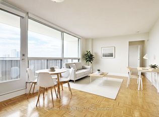 666 Spadina Ave #1415, Toronto, ON M5S 2H8