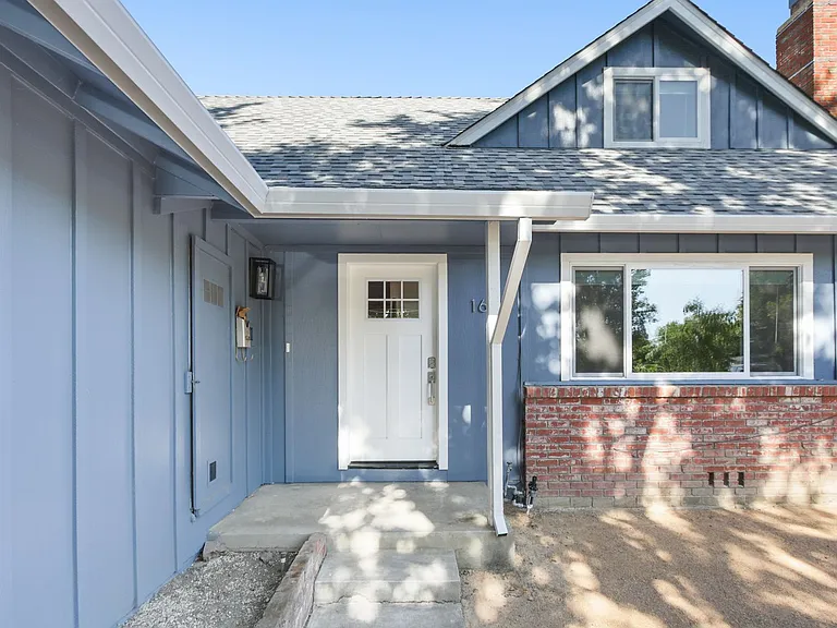 1611 Clemson Dr — Photo 4