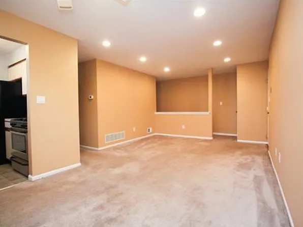 111-A Beverly Hill Ter, Woodbridge, NJ 07095