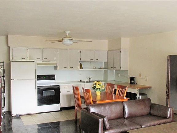 4th image of 416 73rd Ave N APT 210