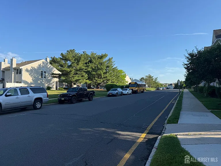 1 Boehm Dr — Photo 20