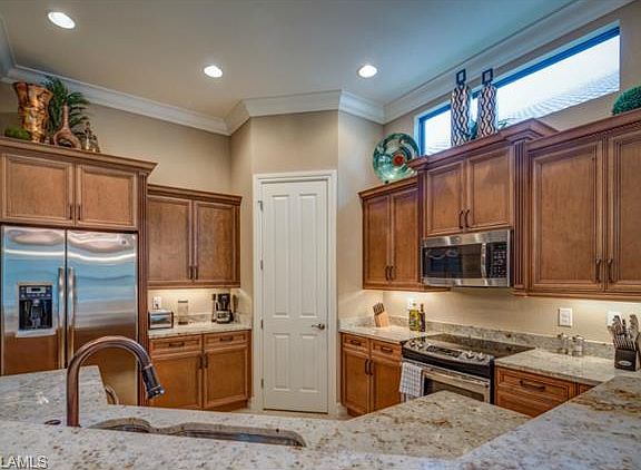 3rd image of 7521 Lantana Cir