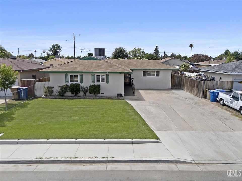 2nd image of 1301 Antonia Way