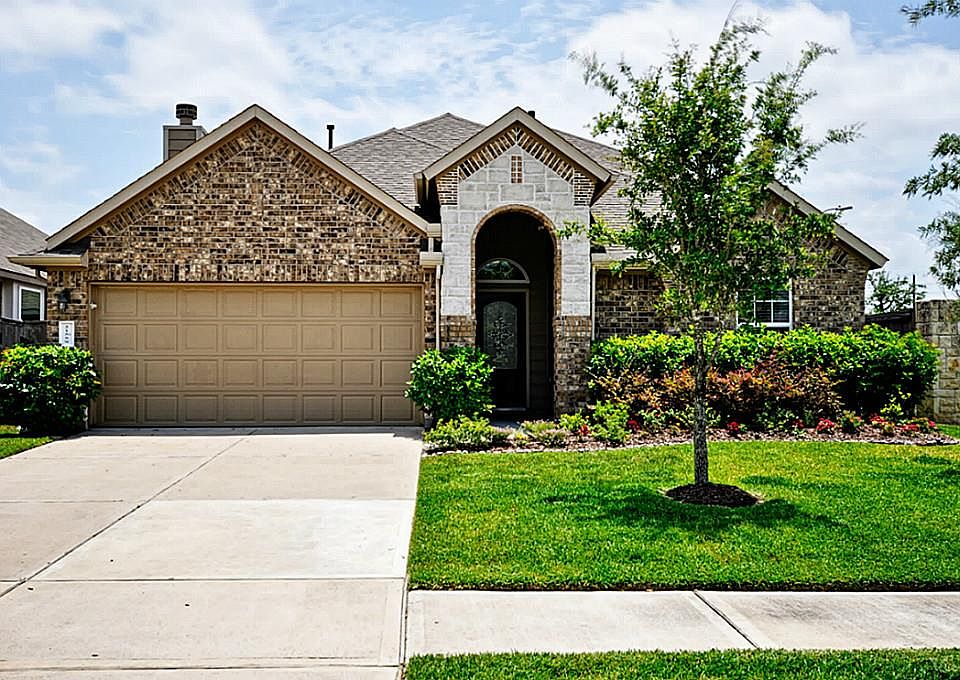 1st image of 21559 Barrett Knolls Dr