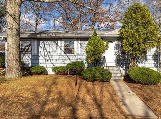 14 Harris St, Randolph, MA 02368