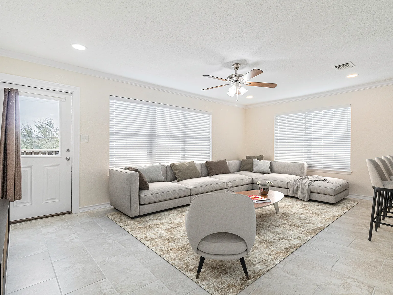 3 bed, 2.5 bath, 1456 sqft, $1,650 — Photo 3