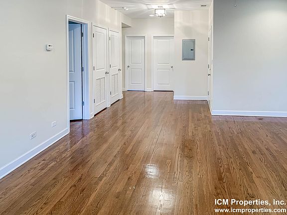 3rd image of 4631 N Wolcott Ave #2