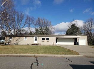 604 E Maple St, Spencer, WI 54479