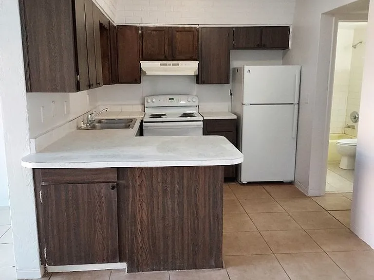 201 Nancy Dr #2 — Photo 4