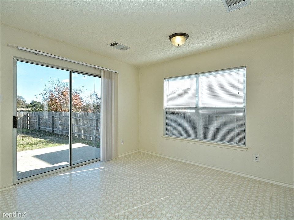 1st image of 2406 Glen Field Dr