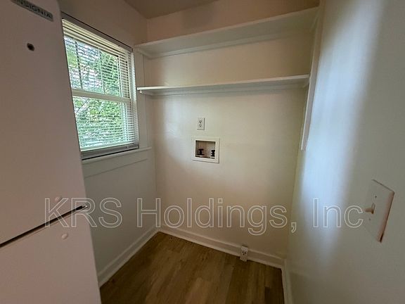 4th image of 3313 Williams St