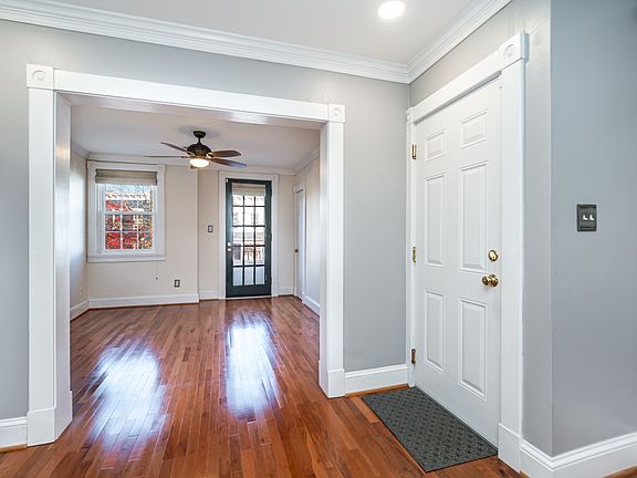 3rd image of 2207 Park Ave APT D