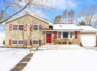 355 Lakeview Ave, Hammonton, NJ 08037
