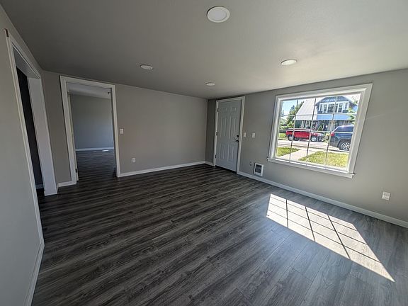 4th image of 518 S Scott Ave