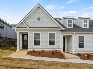 220 Lake Greenwood Blvd, Greenwood, SC 29649